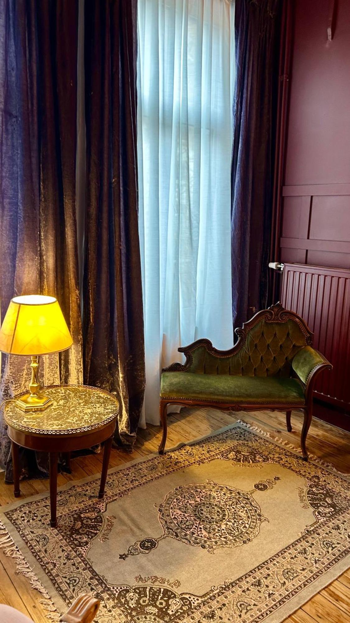 L'atelier de Hugo Hotel Brussel Buitenkant foto